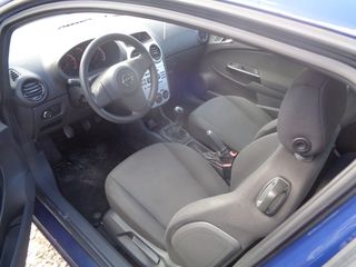 Opel Corsa 2012-thumb-9