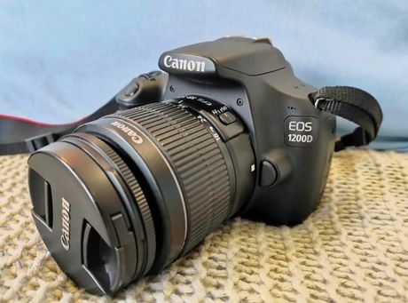 Canon EOS 1200D Kit 18-55mm!! 24.1MP DSLR Camera + φακός EF-S 18-55 mm