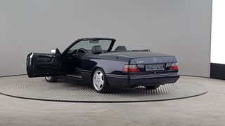 Mercedes-Benz E 200 1997 FINAL EDITION ORIGINAL W124-thumb-5