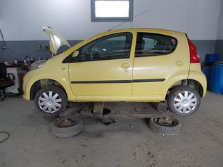 PEUGEOT 107-thumb-1