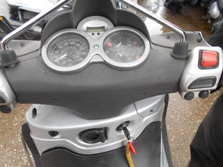 PIAGGIO BEVERLY 250-thumb-1