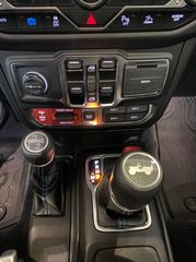 Jeep Wrangler 2023 RUBICON PLUG IN HYBRID-thumb-7