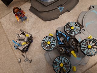 PLAYMOBIL Αρχηγείο Drones-thumb-2