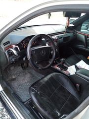 Mercedes-Benz E 250 1996 Diesel-thumb-1