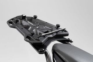 ΑΝΤΆΠΤΟΡΑΣ ΒΑΛΙΤΣΏΝ SHAD 1 ΣΕ ΒΆΣΗ STREET-RACK
