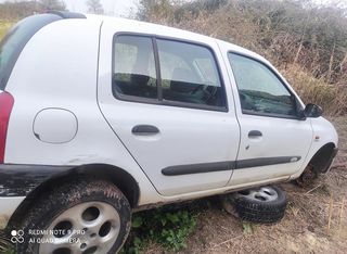 Renault Clio 1998-thumb-1