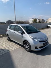 Toyota Verso-S 2011-thumb-6
