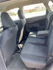 Toyota Verso-S 2011-thumb-13