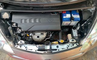 Toyota Verso-S 2011-thumb-15