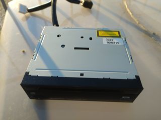 Cd player Toyota -thumb-1