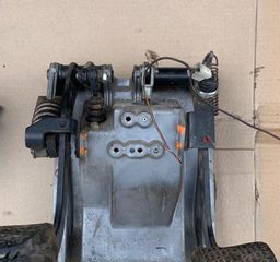 Πεταλιέρα Mercedes 814