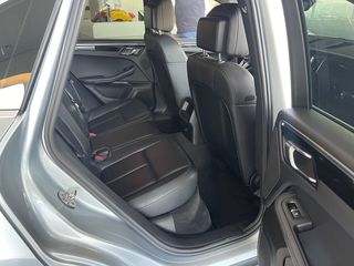 Porsche Macan 2015-thumb-9