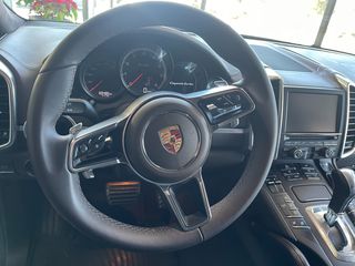 Porsche Cayenne 2015 turbo s-thumb-11