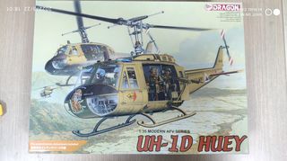 Τηλεκατευθυνόμενο στατικά μοντέλα '15 UH-1D Huey  3538    1/35  DRAGON