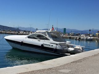 Pershing 1997 38-thumb-1