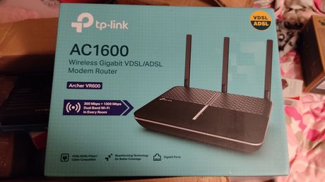 Tp-link Archer VR600 v2 modem σε άριστη κατάσταση με τις ζελατίνες...