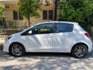 Toyota Yaris 2017 DIESEL-thumb-3