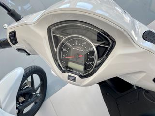 Honda Vision 110 2024-thumb-4
