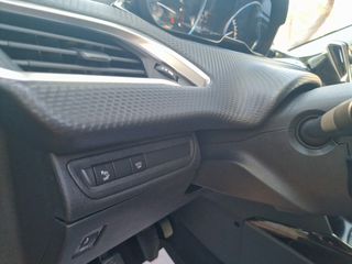 Peugeot 2008 2018 1.6 BlueHDi  Allure-thumb-18