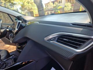 Peugeot 2008 2018 1.6 BlueHDi  Allure-thumb-36