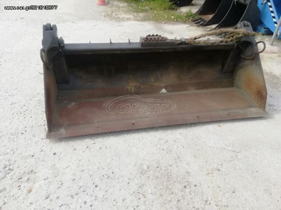 Κουβάδες Bobcat 2010 BRADCO 