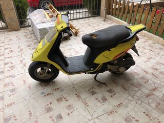 Piaggio Typhoon 2000 125-thumb-2