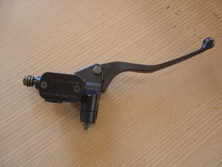yamaha crypton r 2004/2008-thumb-2