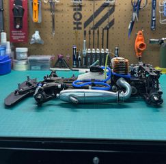 On-Road Kyosho 2012 Evolva M3 Evo 1/8 formula