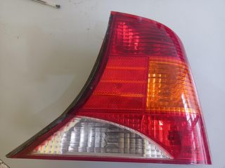 40.00 EYR ΦΑΝΑΡΙ ΠΙΣΩ FORD FOCUS SEDAN 1998-2003  ΔΕΞΙΟ. Raptis Parts