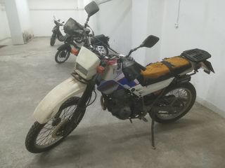 ΠΩΛΕΙΤΑΙ ΓΙΑ ΑΝΤΑΛΛΑΚΤΙΚΑ YAMAHA CEROW XT 225 2001