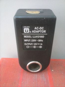 Μετατροπέας Converter 220V to 12V (car adapter) 