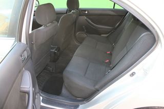 Toyota Avensis 2005 1,6 VVTI TERRA-thumb-8