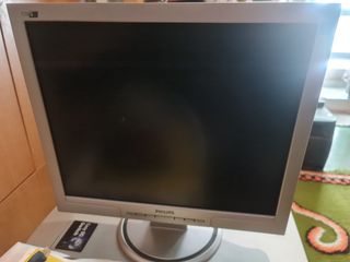 Οθόνη philips monitor 17"