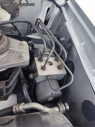 Μονάδα ABS Nissan Navara d22