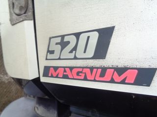 Renault 2000 MAGNUM 520-thumb-8