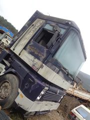 Renault 2000 MAGNUM 520-thumb-6