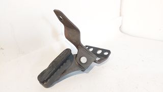 Δεξια βαση μαρπσιε απο BMW F650GS 2003 (Right footrest)