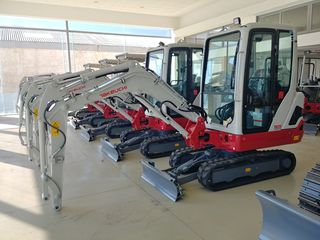 Εκσκαφάκι (διαβολάκι) Takeuchi 2025 TB225-thumb-1