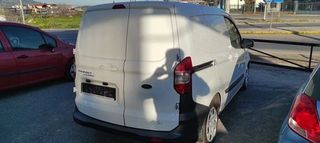 Ford '16 transit courier
