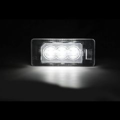 Led Φαναράκια Πινακίδας Για Bmw 1 E82,E88 / 3 E90,E91,E92,E93,F30, F31,F32,F33 / 4 F36,F34 / 5 E39,E60,E61,F10,F11 / X3 F25 / X5 E70,F15 / X6 E71,E72 3 Led Canbus 2 Τεμάχια-thumb-2