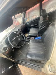 Mercedes-Benz 240 1981 Μόνο για αντίκα-thumb-14