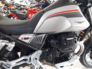 Moto Guzzi V 85 TT 2026 TRAVEL-thumb-11