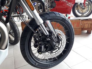 Moto Guzzi V 85 TT 2026 TRAVEL-thumb-12