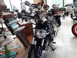 Moto Guzzi V 7 2025 SPECIAL SILVER STRIPE MONOCHROME ETOIMOΠΑΡΑΔΟΤΟ !!!-thumb-31