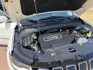Jeep Compass 2017 LIMITED-thumb-47