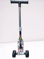 Ηλεκτρικά Πατίνια 2024 Scooter Παιδικό Πατίνι Τρίτροχο grafiti ασπρο-μαυρο
