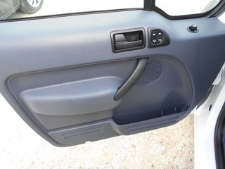 Ψυγείο Ford 2012 conect-thumb-9