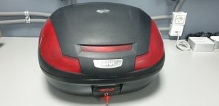 Βαλίτσα Givi E470N Simply III Monolock 47lt με μαξιλάρι