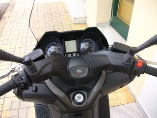 Kymco X-Town 300i 2024 ABS E5-thumb-5