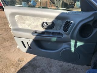 RENAULT LAGUNA-thumb-1